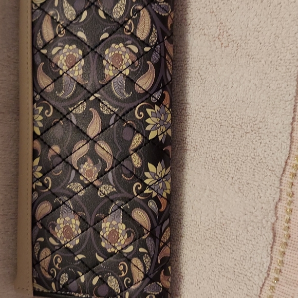 Wallet - Picture 2 of 3